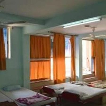 Sri Krishna Guest House & Reasturant 科纳卡 外观 照片