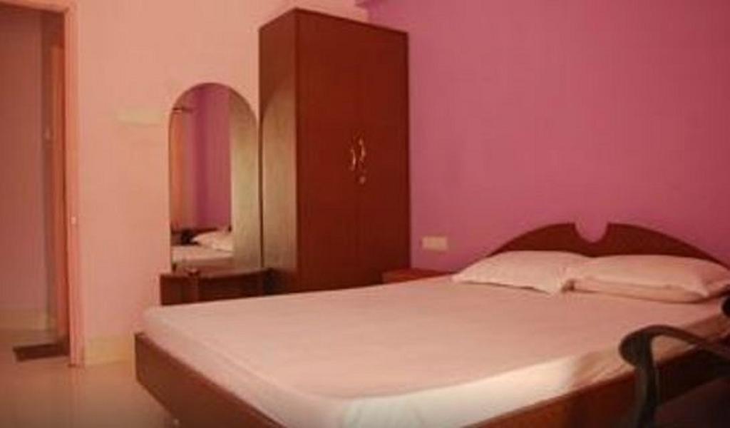 Sri Krishna Guest House & Reasturant 科纳卡 外观 照片